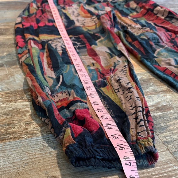 Printed Multi-Color Cropped Overalls - Picture 4 of 5